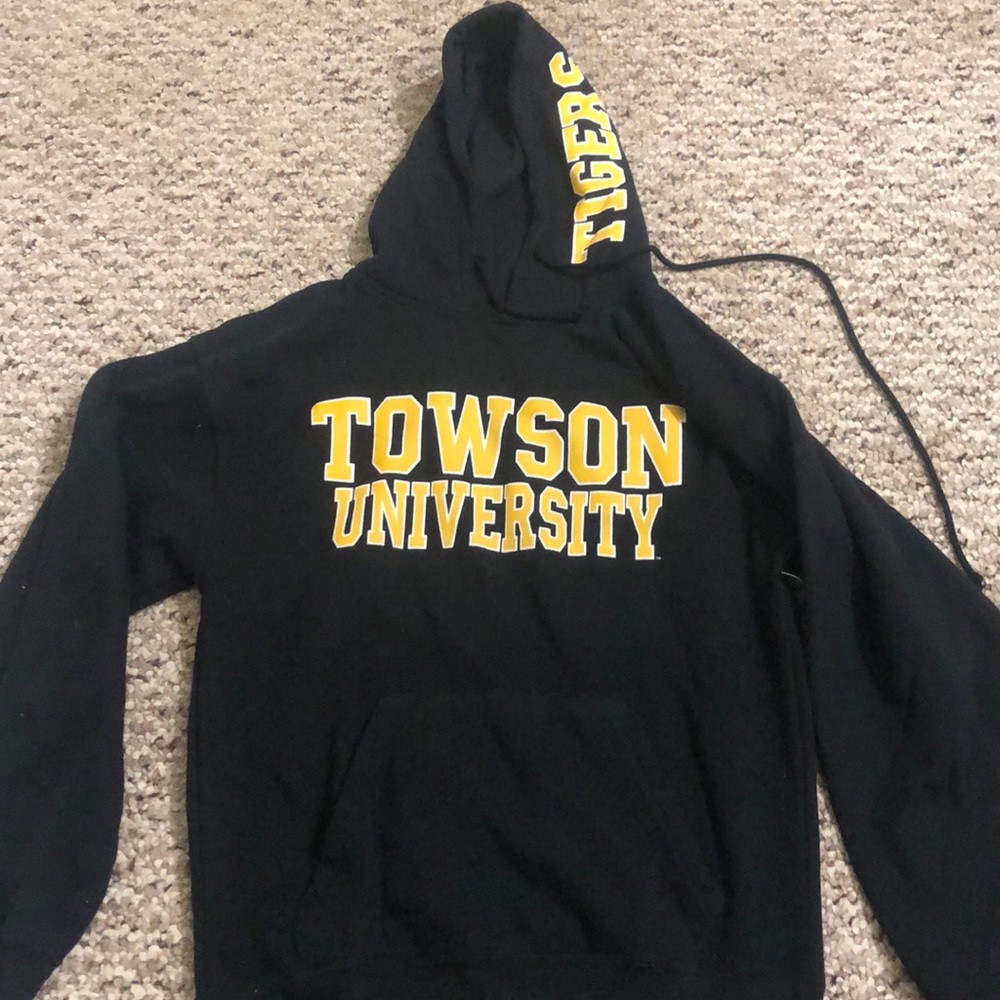 Never worn Towson university sweatshirt